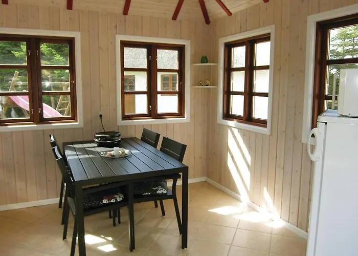 Three-bedroom In Prázdninový dům *